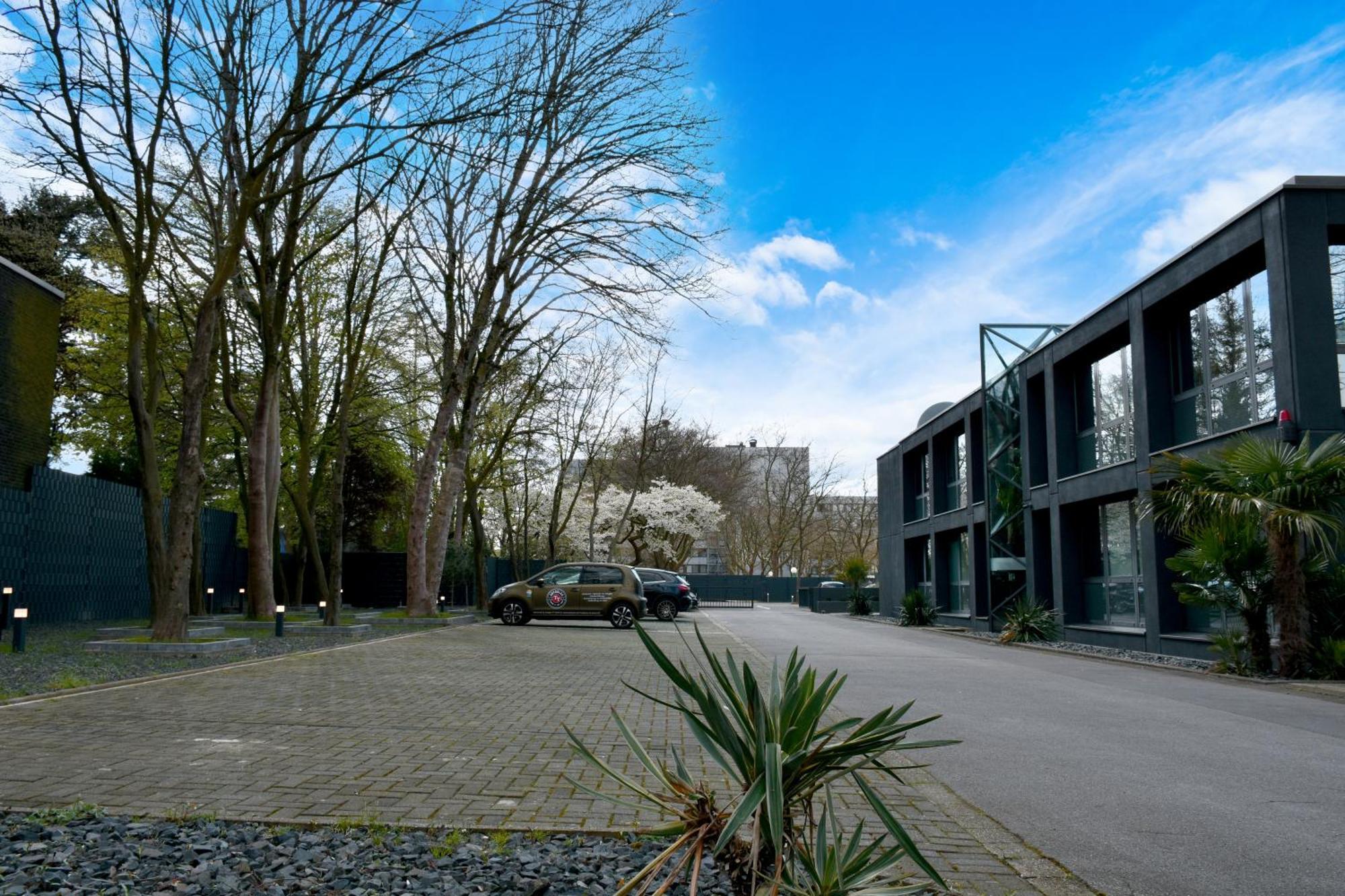 Tibet Hotel Am Airport Duesseldorf-拉廷根 外观 照片