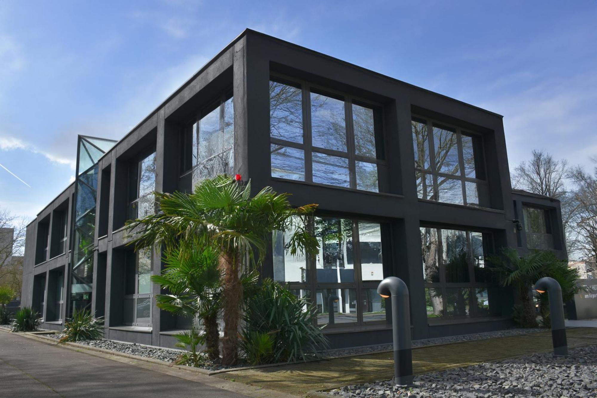 Tibet Hotel Am Airport Duesseldorf-拉廷根 外观 照片
